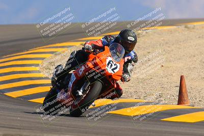 media/Oct-09-2022-SoCal Trackdays (Sun) [[95640aeeb6]]/Turn 12 (140pm)/